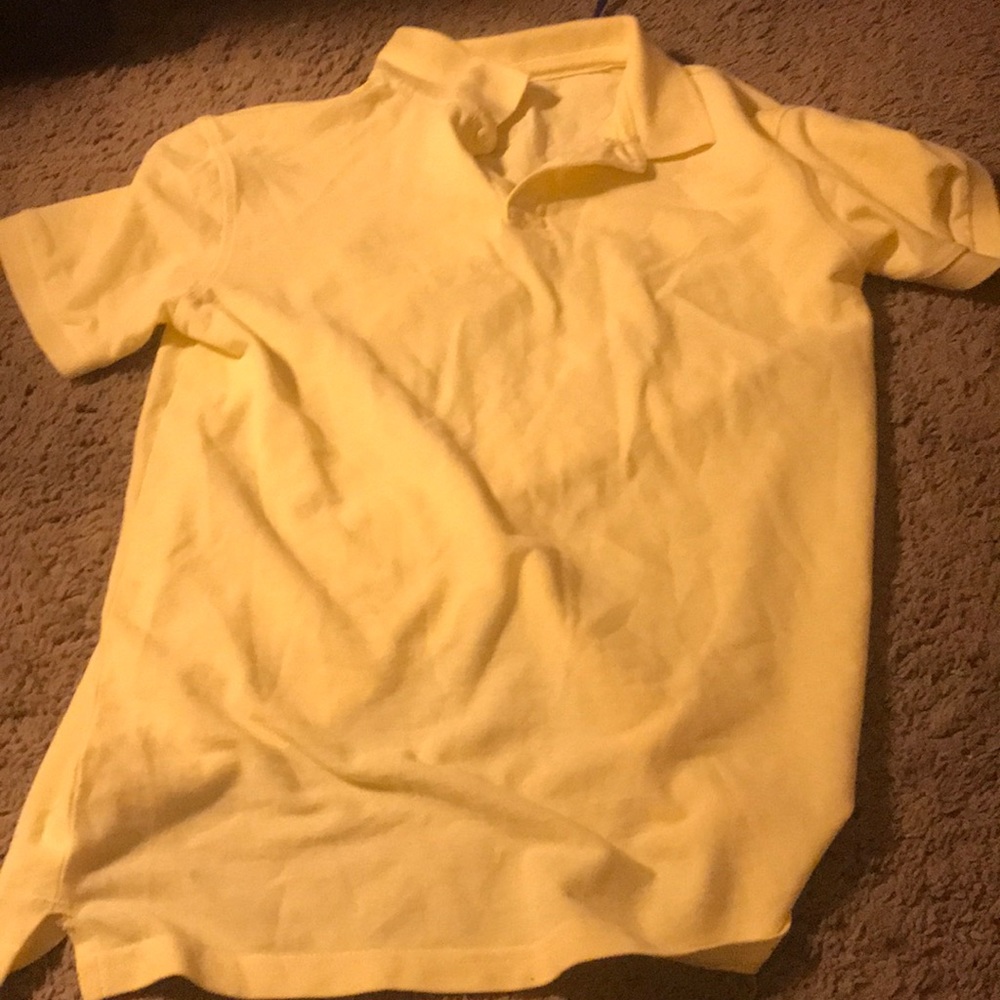 Yellow t shirt
